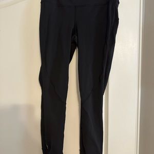 Black lululemon leggings
